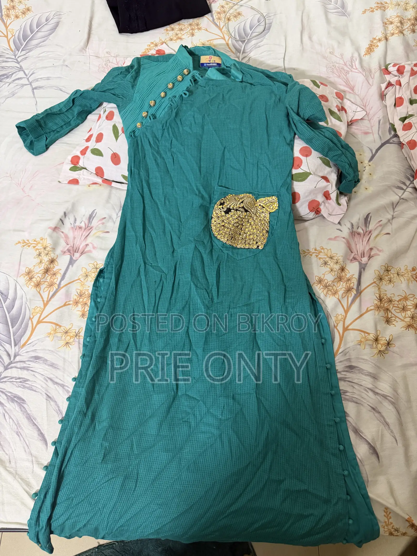 Dress Sell