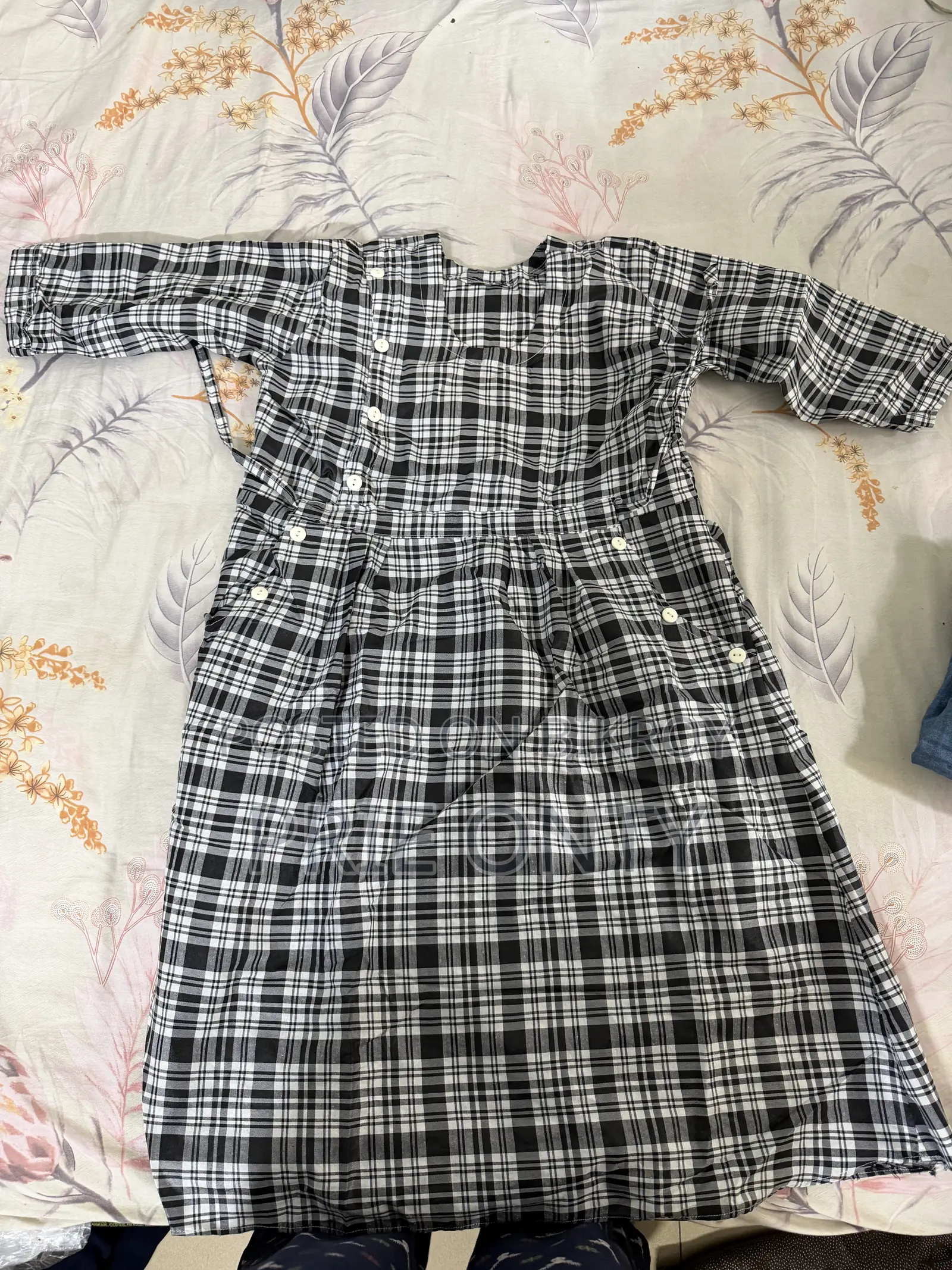 Dress Sell