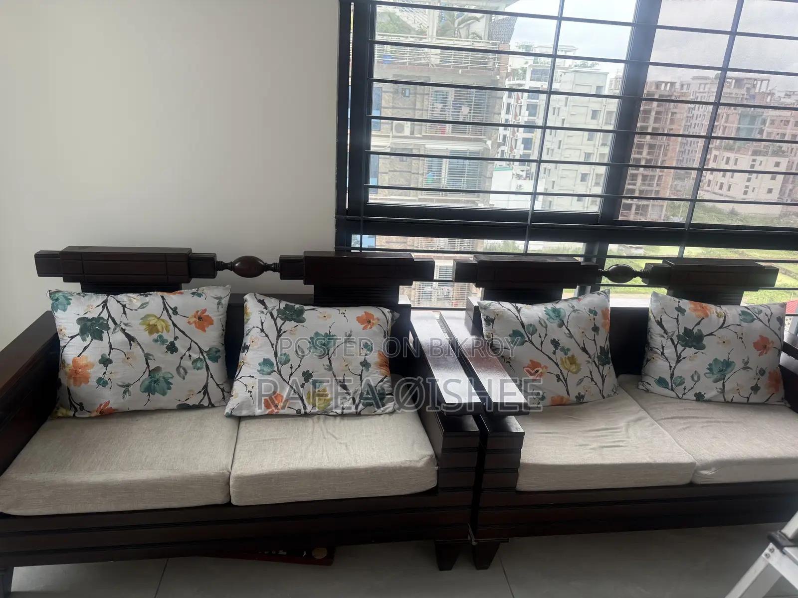 Sofa Set With Tea Table