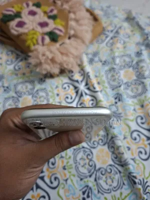 Apple iPhone 11 128 GB White