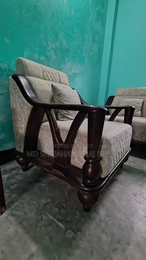 Elegant Sofa Set for Sale