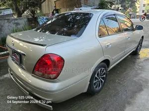 Nissan Bluebird Sylphy 2003 Gold