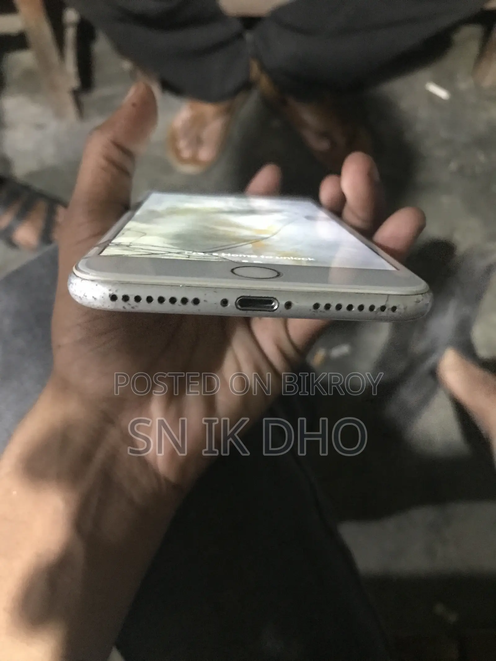 Apple iPhone 7 Plus 32 GB White