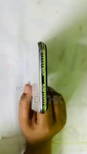 Apple iPhone X 64 GB White