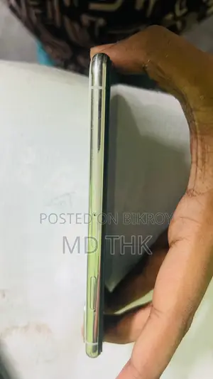 Apple iPhone X 64 GB White