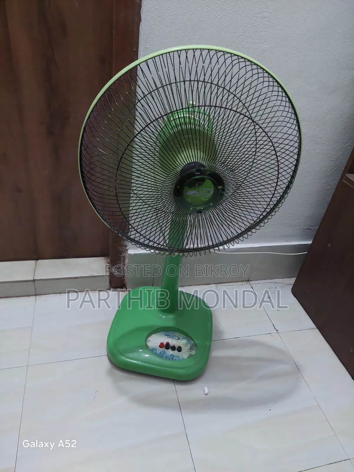 হাফ স্টান্ড ১৬ ইঞ্চি টেবিল ফ্যান