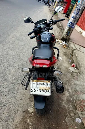 Bajaj Pulsar 150 2015 Red