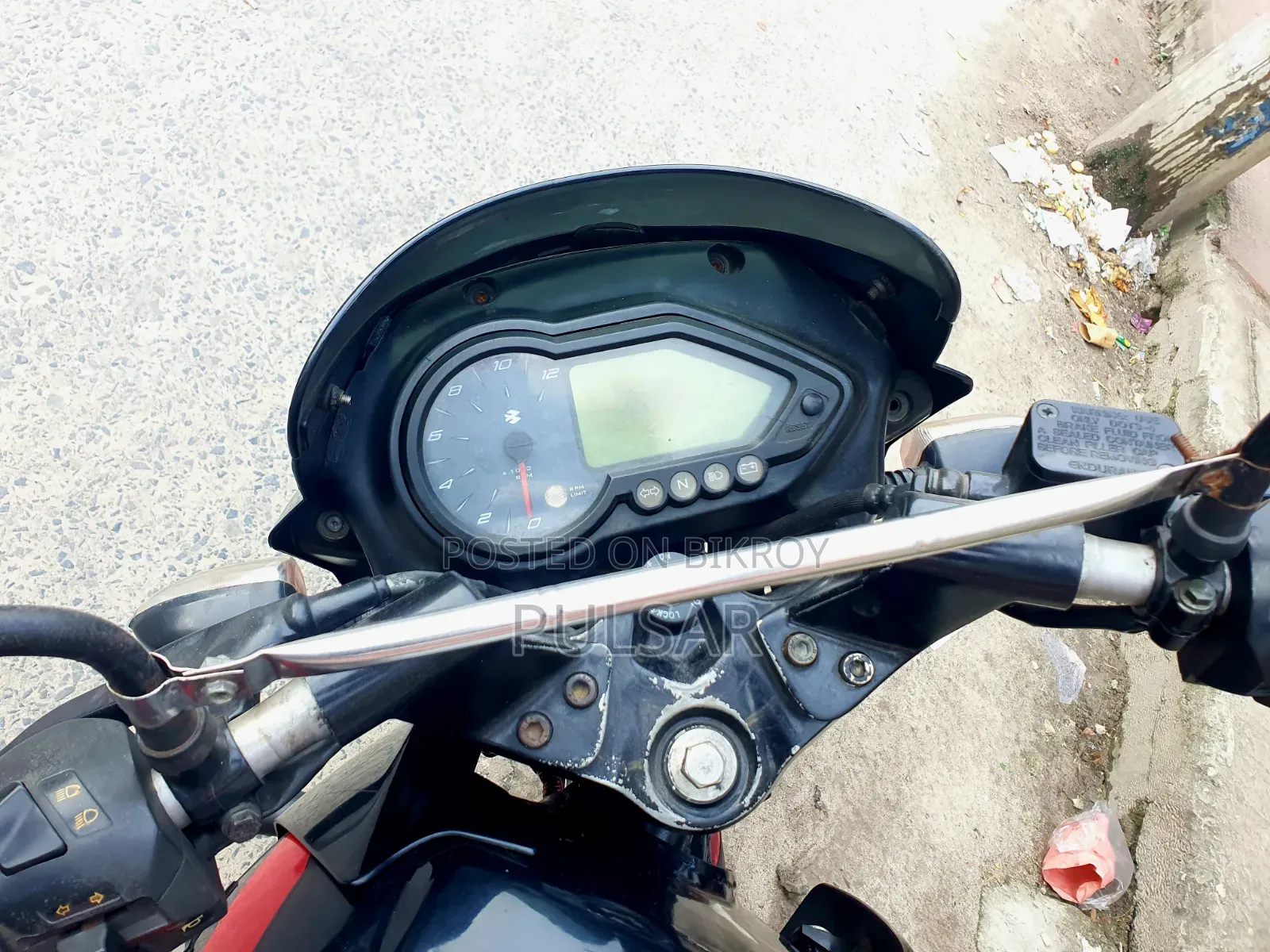 Bajaj Pulsar 150 2015 Red