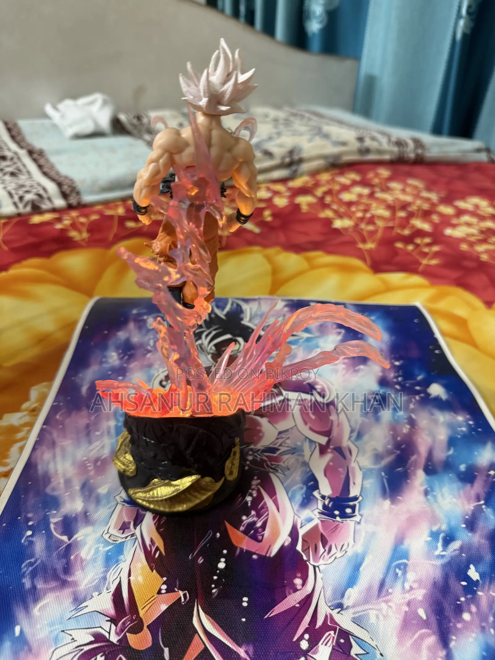 Goku Super Ultra Instrict Action Figure