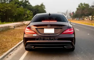 Mercedes-Benz CLA-Class CLA 180 Sedan 2018 Brown