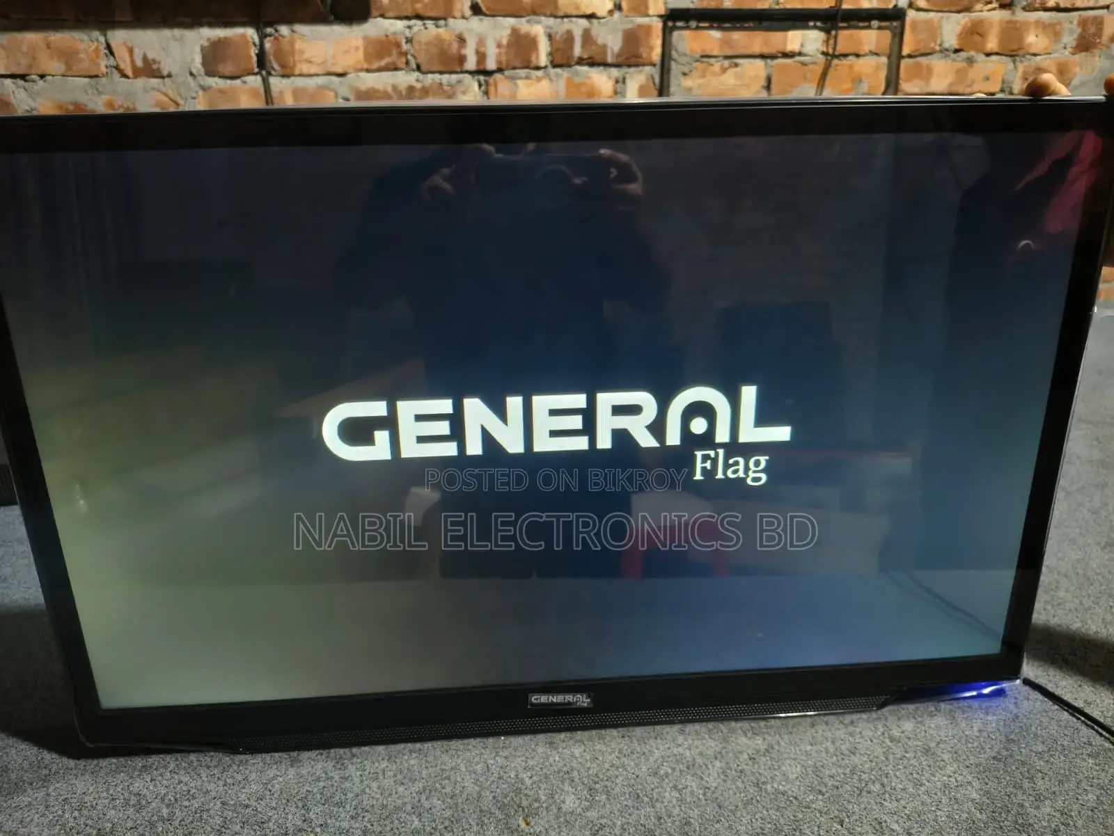NEW 32" 2GB 16GB LED TV Android Version 13 1 Years Warranty