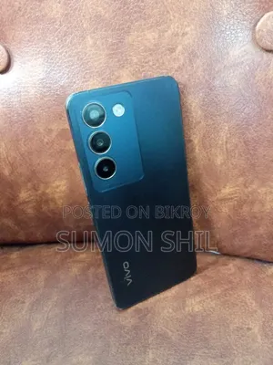 Vivo Y200e 128 GB Black