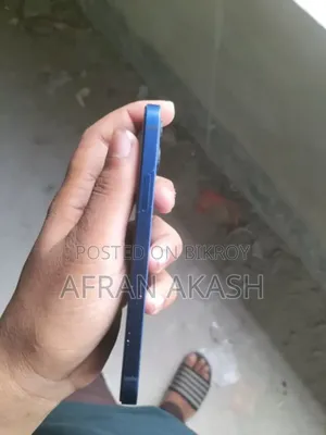 Apple iPhone 12 64 GB Blue