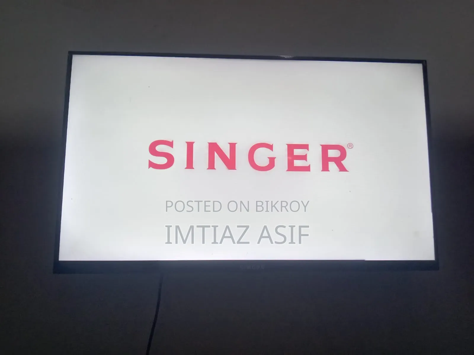 Singer 32" Smart TV