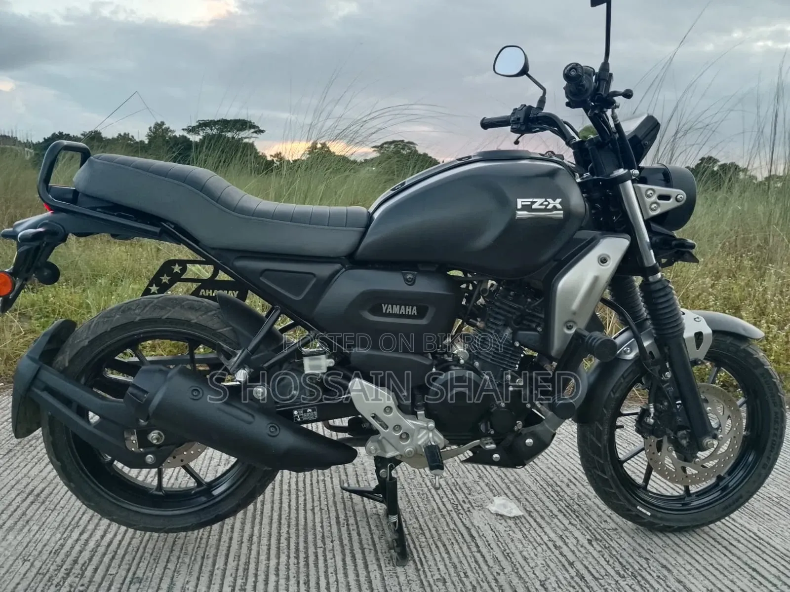 Yamaha FZ-X 2024 Gray