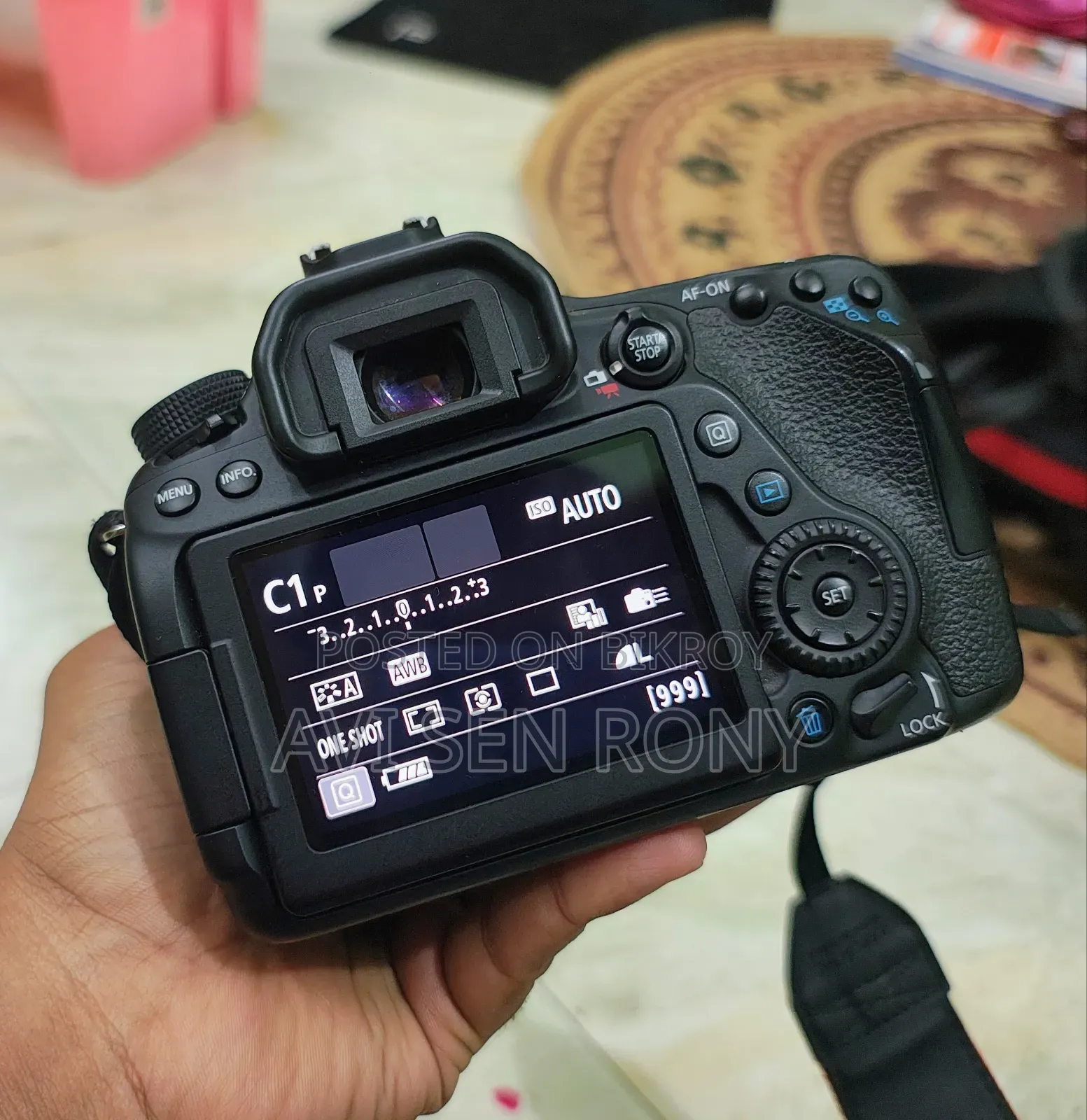 Canon EOS 80D Digital SLR Camera Body With 18-55mm STM Lens