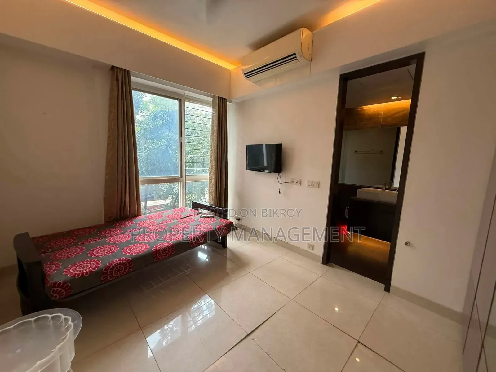 Furnished 3bdrm Apartment in Banani for rent