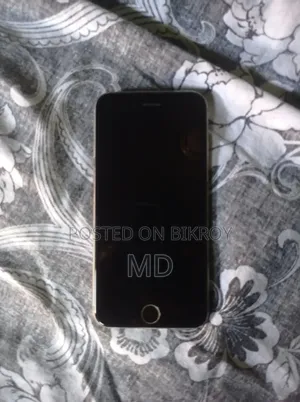 Apple iPhone 6s 64 GB White