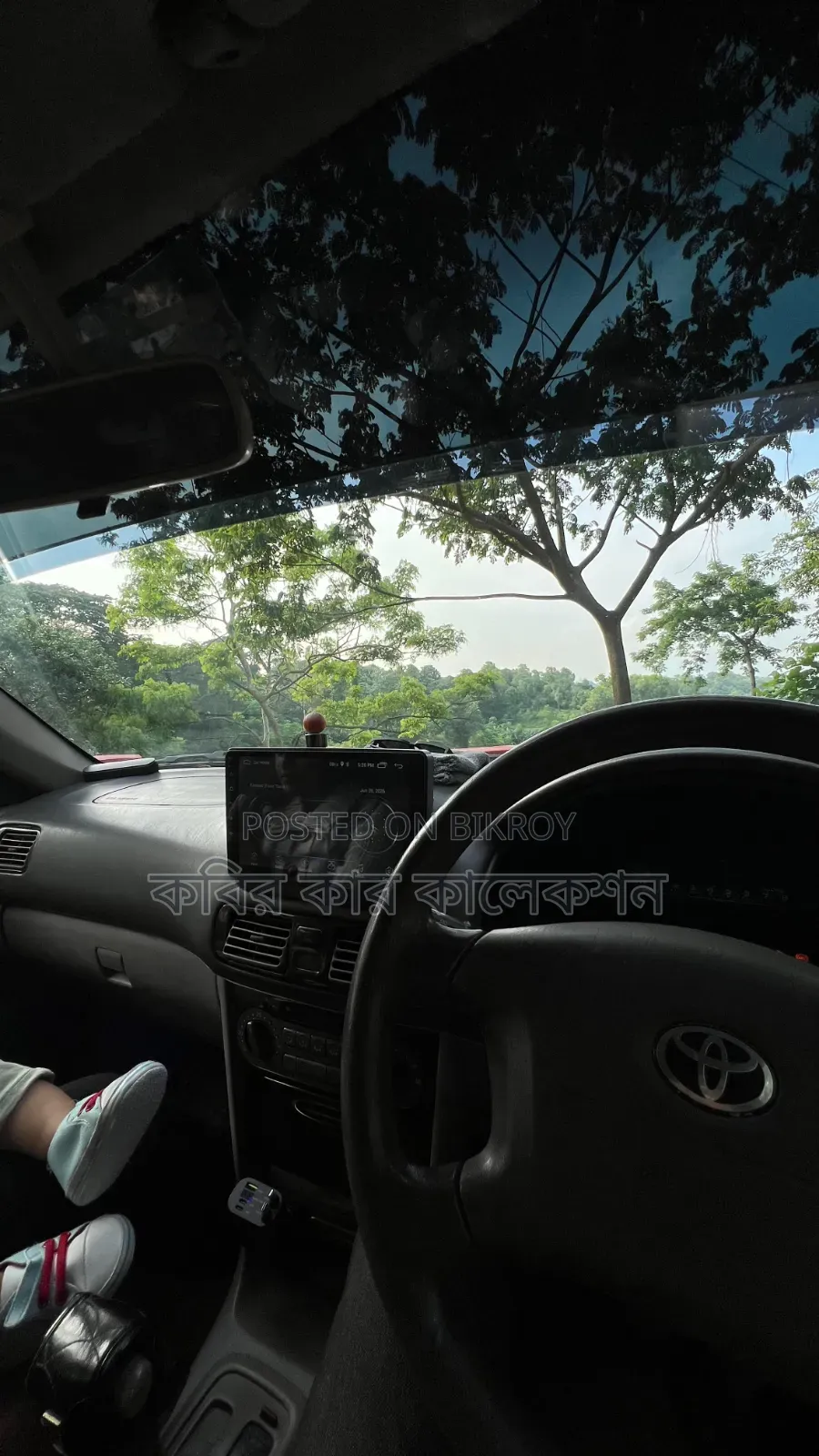 Toyota Corolla 2000 White
