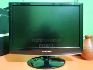 Samsung 17" Monitor
