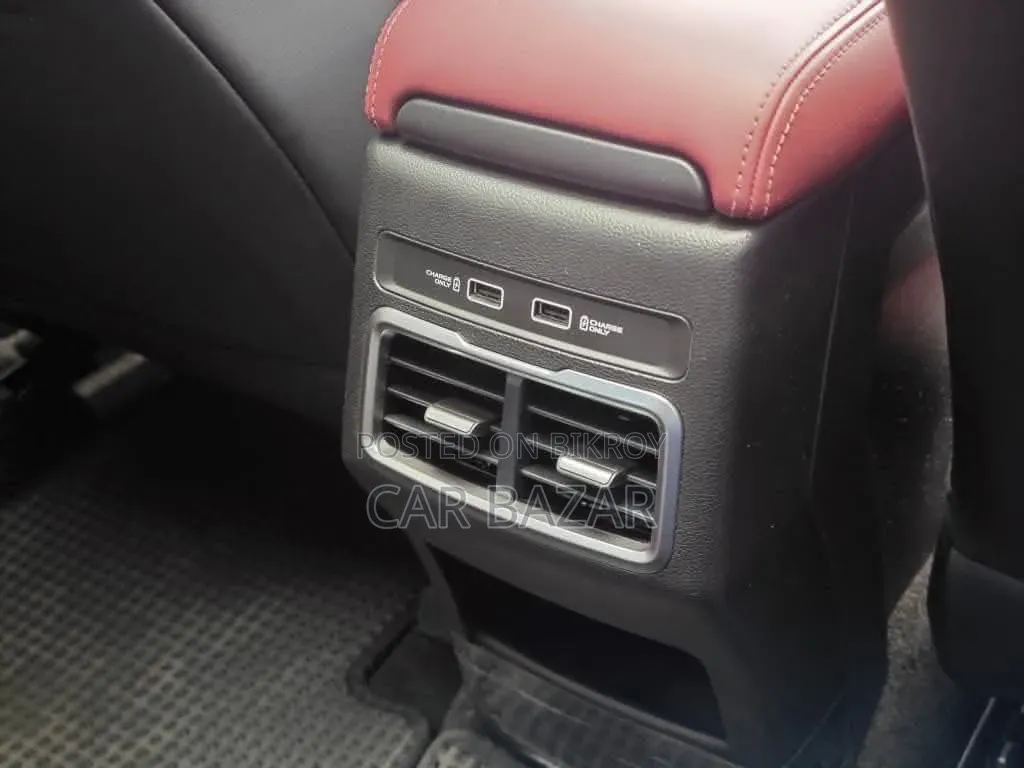 Proton X70 2022 Brown