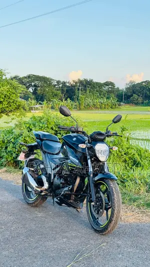 Suzuki Gixxer 2025 Black
