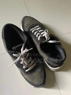 Zuqo Sneakers