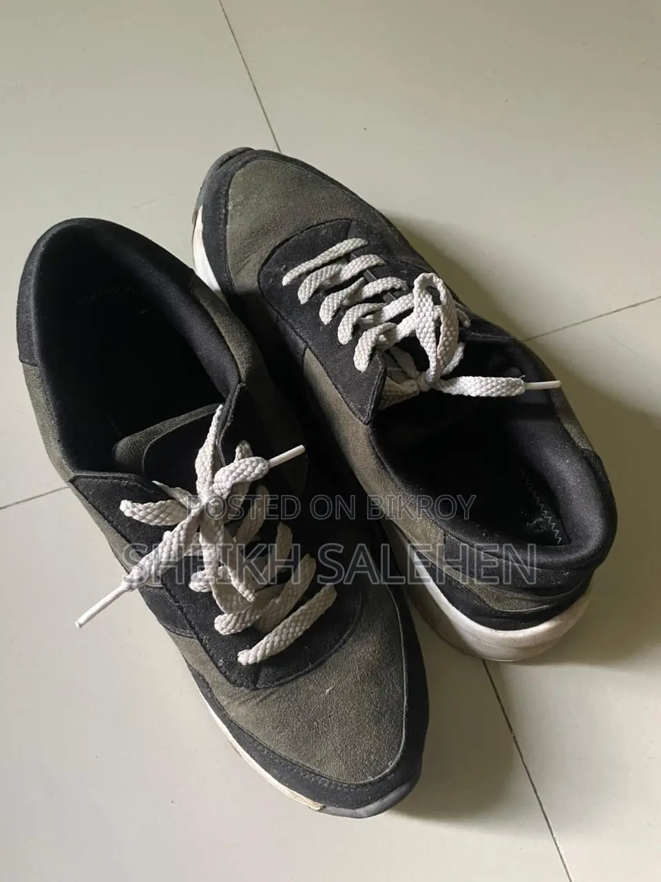 Zuqo Sneakers