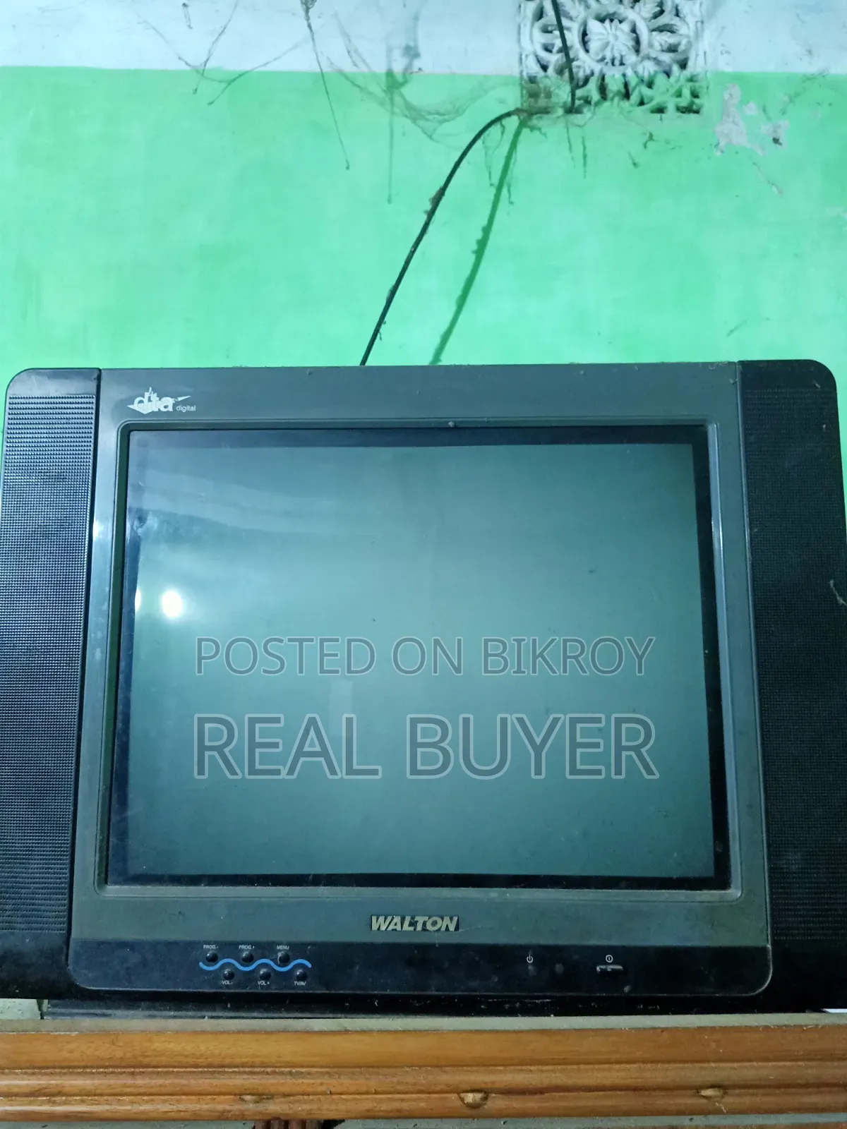 Walton 21" TV