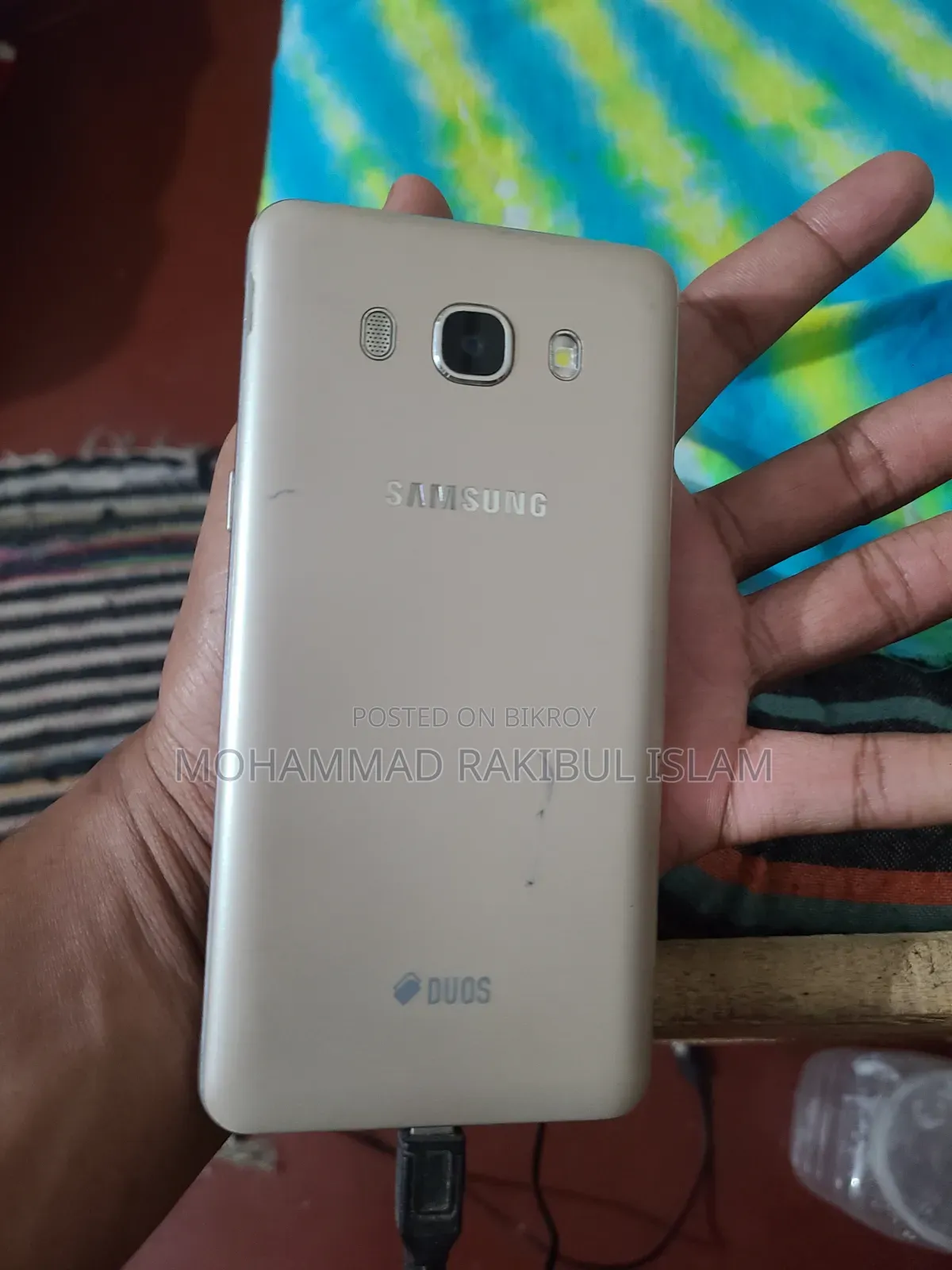 Samsung Galaxy J5 8 GB Gold