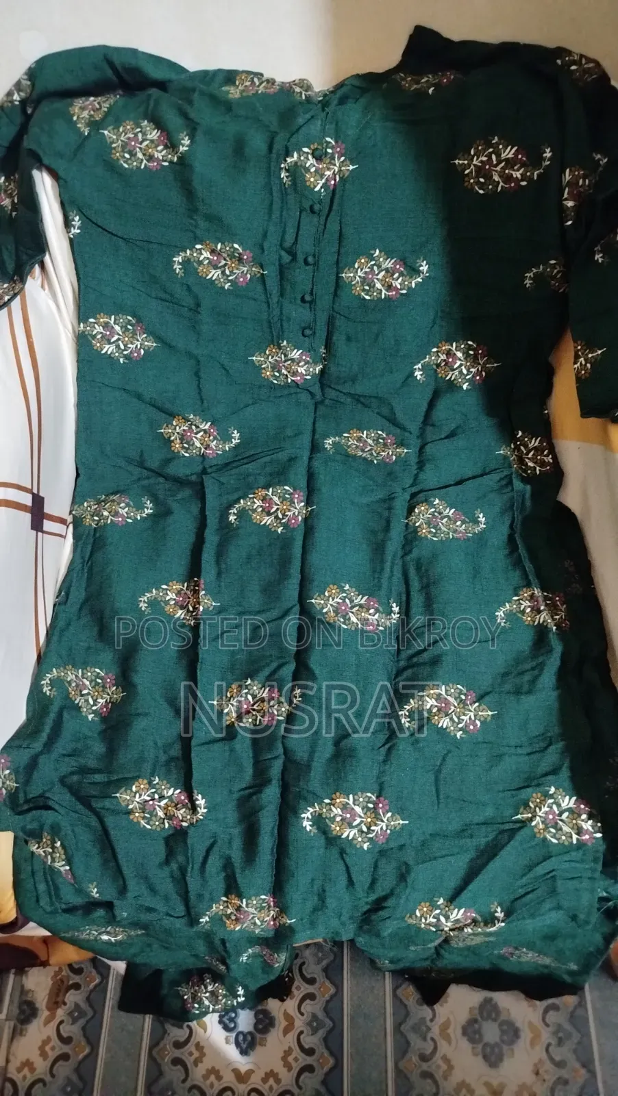 Simple and Beautiful Women's Dresses