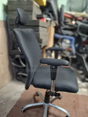 Navana Boss Chair