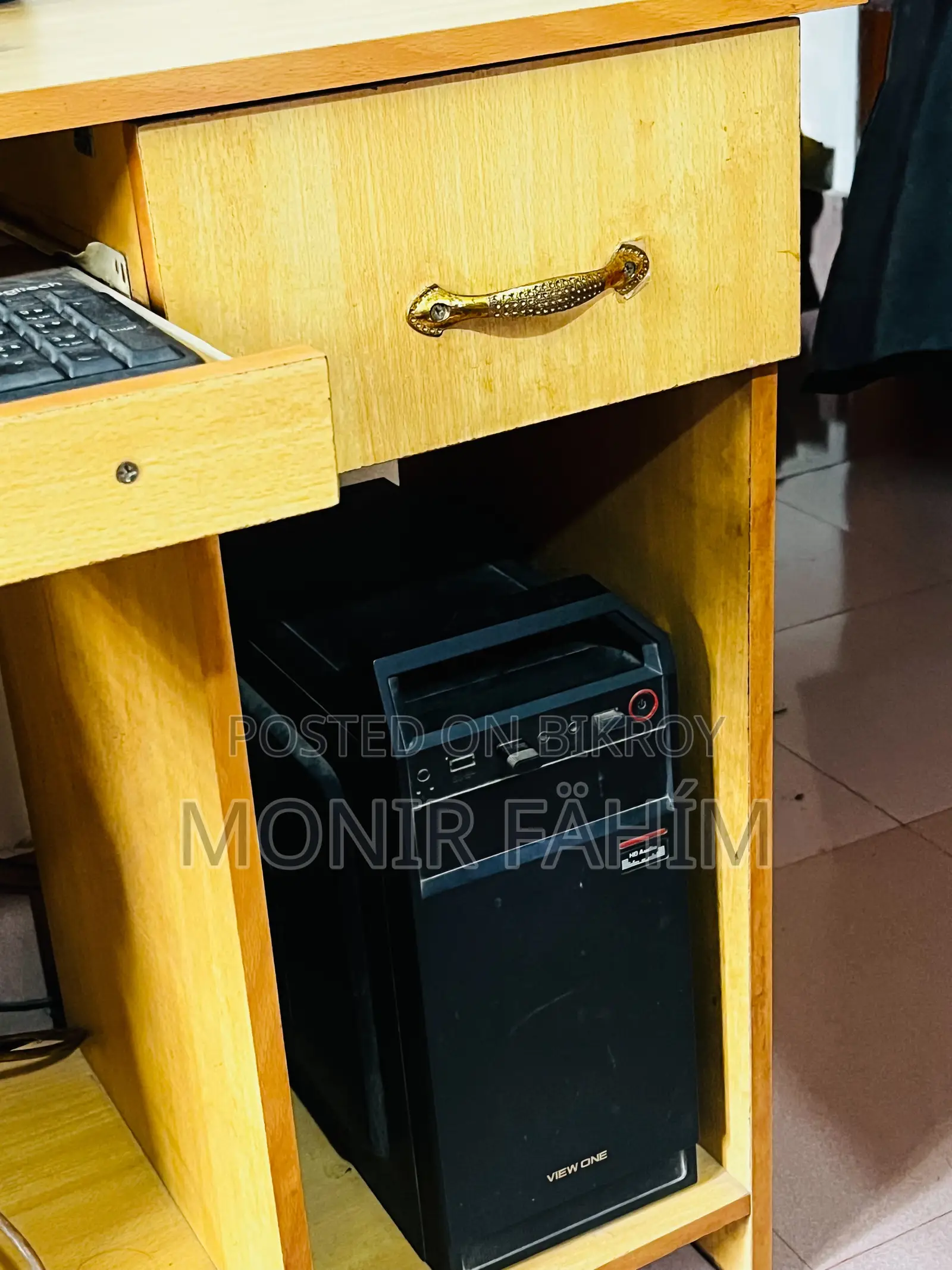 Gigabyte GA-H110MSTX-HD3-ZK 8GB Intel Core I3 HDD 128GB