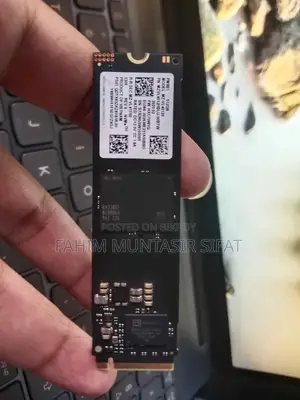 Samsung 512GB PCIe Gen 4 NVMe M.2 SSD