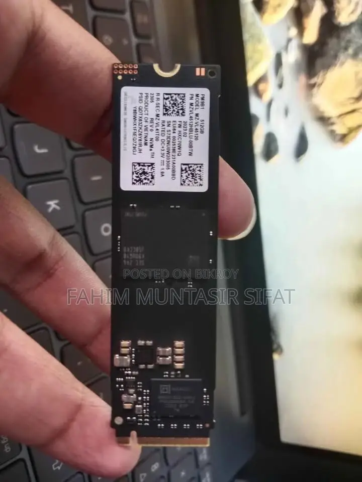 Samsung 512GB PCIe Gen 4 NVMe M.2 SSD