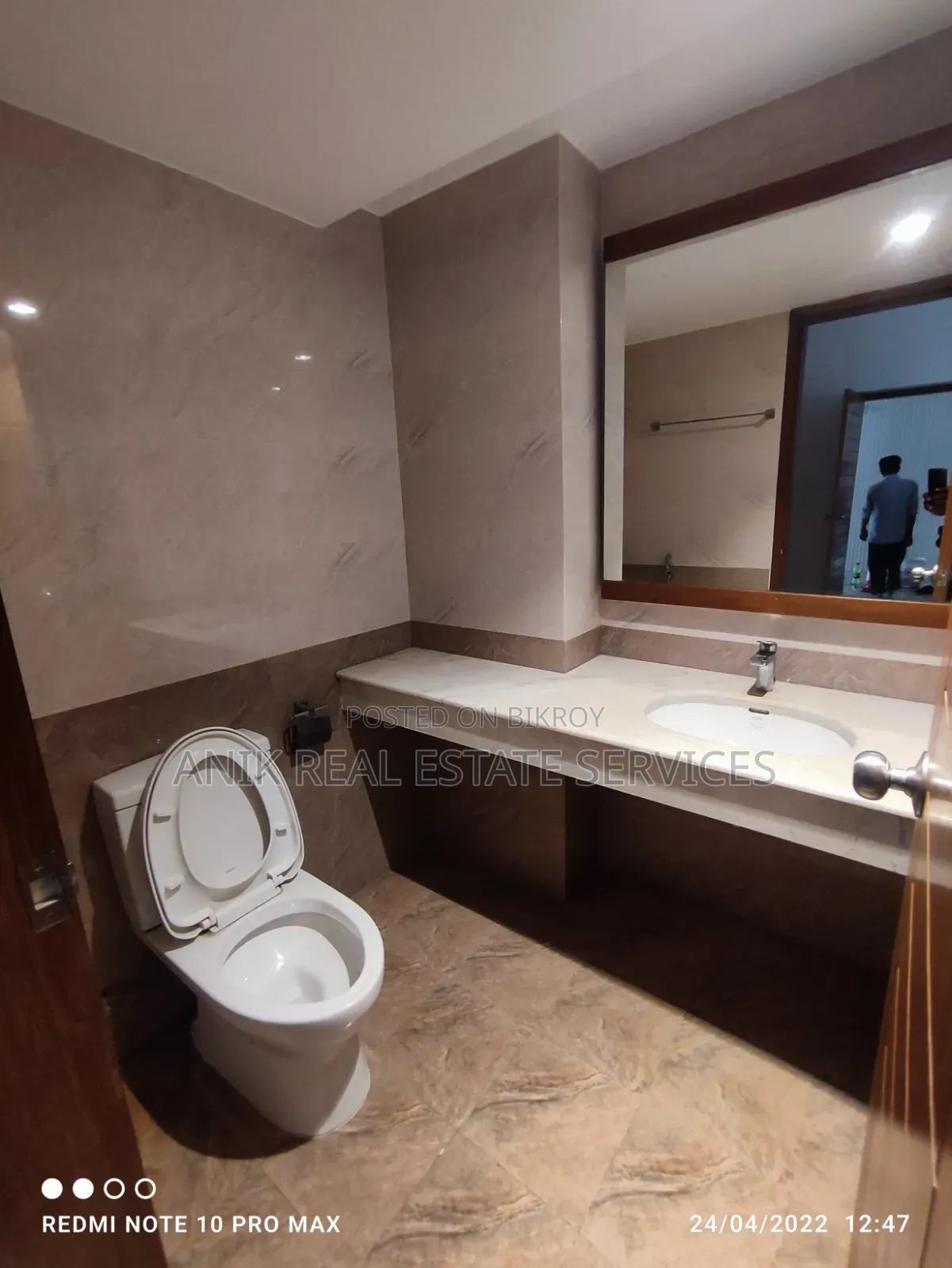 3bdrm Apartment in Anik Real Estate, Dhanmondi for Sale