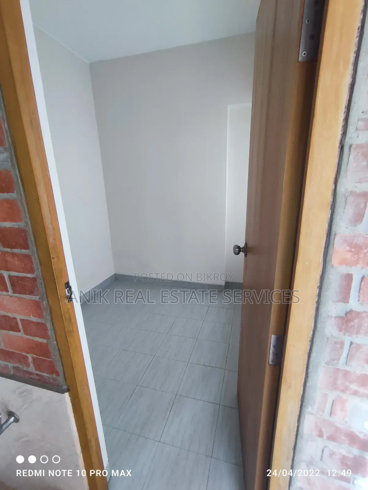 3bdrm Apartment in Anik Real Estate, Dhanmondi for Sale