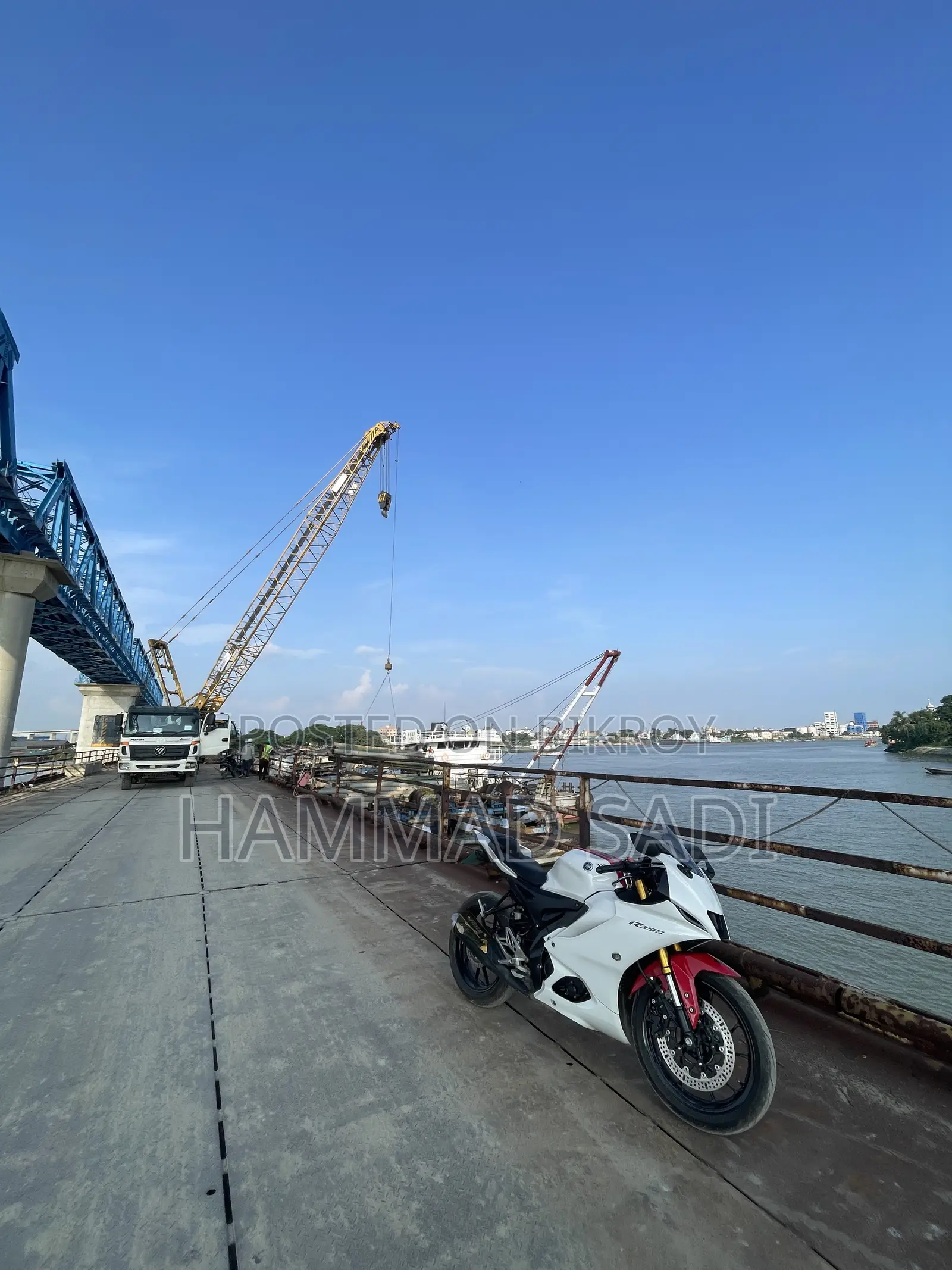Yamaha R15M 2023 White