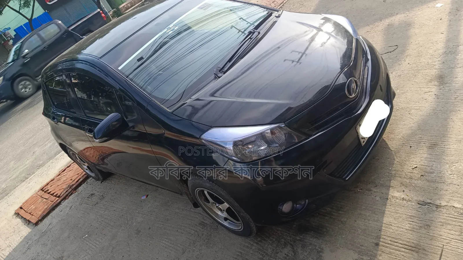 Toyota Vitz 2011 Black