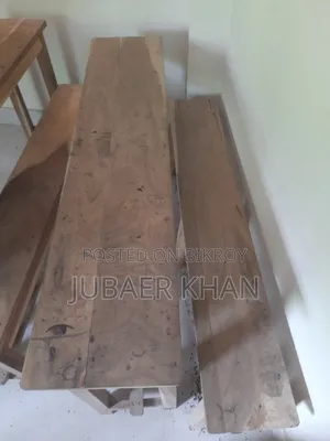 Low and High Bench কোনো প্রকার ভাঙা নেই ভালো মানের কাঠ দিয়ে তৈরি