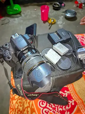 Canon DSLR Camera With Original Lens Accessories – ভালো কন্ডি