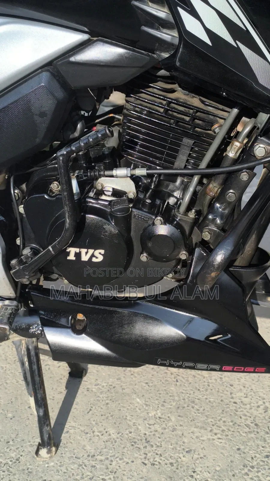 TVS Apache RTR 160 4V 2022 Black