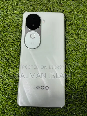 iQOO Z9x 256 GB Silver