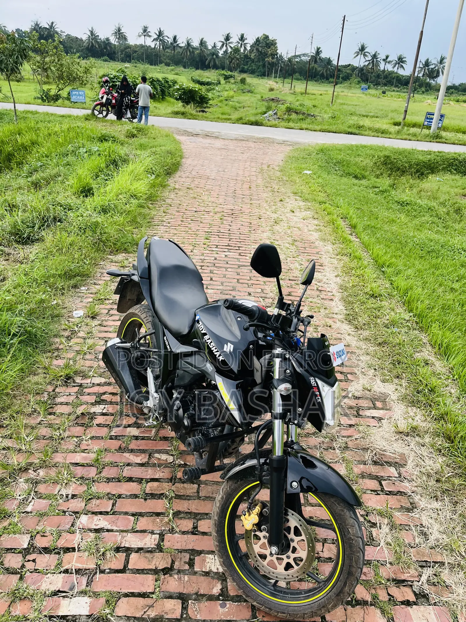 New Suzuki Gixxer 2025 Black