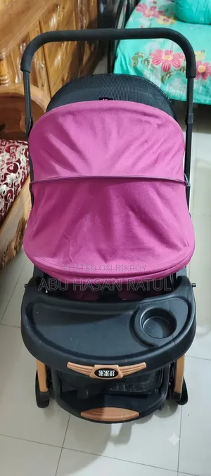 একটি সুন্দর ও আরামদায়ক Multifunctional Baby Stroller বিক্রি করা হবে।