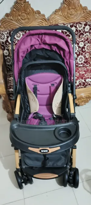 একটি সুন্দর ও আরামদায়ক Multifunctional Baby Stroller বিক্রি করা হবে।