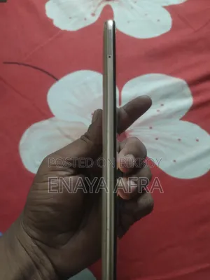 Samsung Galaxy A20 32 GB Gold