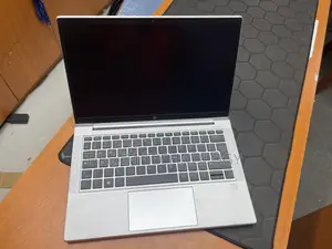 Laptop HP EliteBook 640 G9 16GB Intel Core I5 SSD 256GB