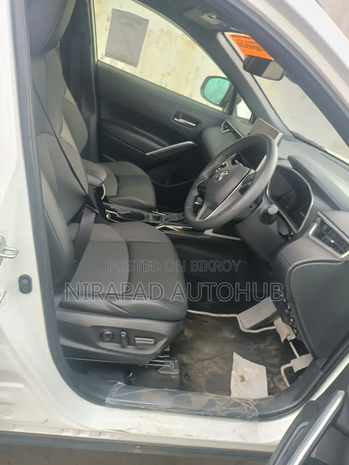 Toyota Corolla Cross 2024 White