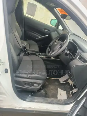 Toyota Corolla Cross 2024 White